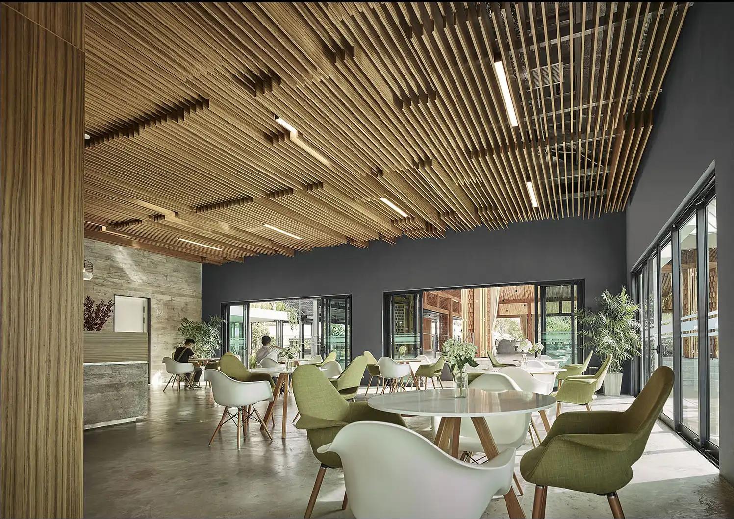Nhà hàng Á Âu ParkCity Club Hanoi